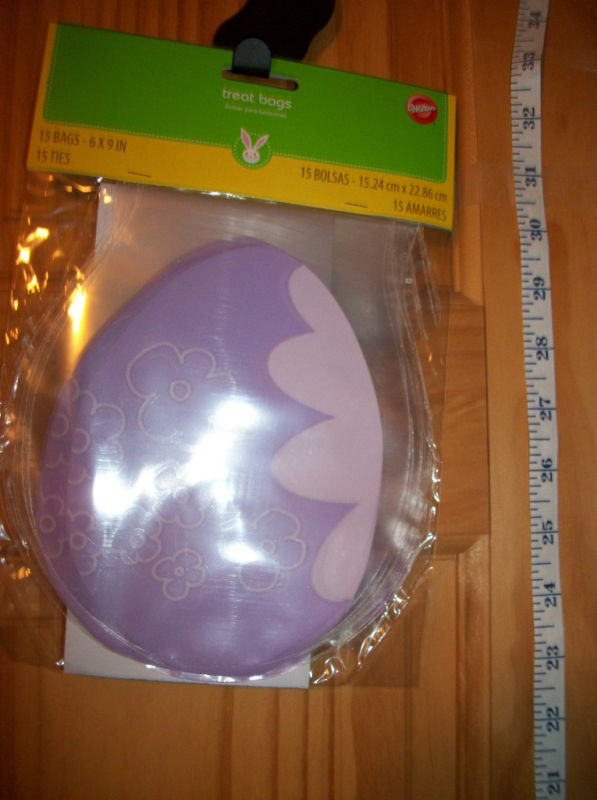 Wilton Party Supplies Set Easter Holiday Gift Sacks Totes Purple Treat Bags New - $3.79