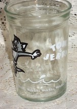 Welch&#39;s Jelly Jar Glass-Tom Surfing the Waves-Turner Entertainment-1990 - £6.32 GBP
