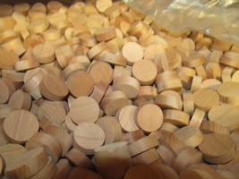 500 3/4&quot; BRAND NEW SIDE GRAIN CHERRY  PLUGS WOOD WHOLESALE - £20.99 GBP