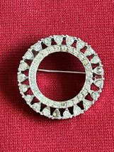 Vtg Silver Tone &amp; Rhinestone Brooch 1-3/8”Round J501 - $6.92