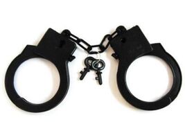 2 PAIR BULK LOT BLACK PLASTIC HANDCUFFS kids toy play cuffs with keys TY... - €2,46 EUR