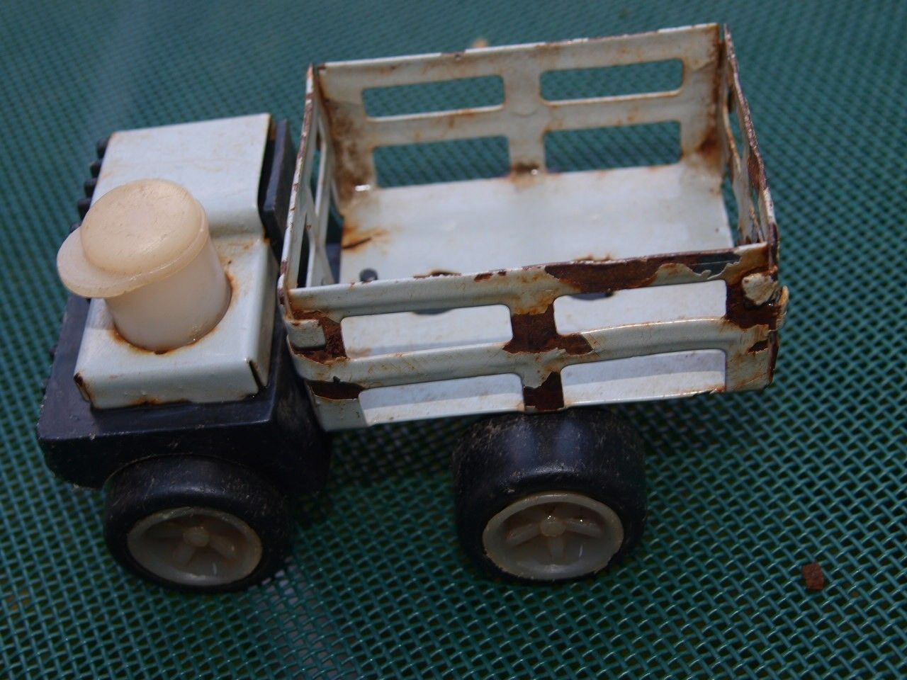 ANTIQUE SOVIET USSR RUSSIAN SMALL TRUCK TOY ABOUT ABOUT 1960 - $6.92