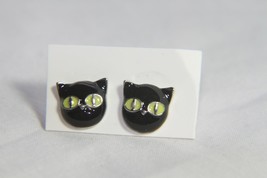 Earrings (New) Black Cat Heads W/ Green Eyes 1/2&quot; Stud - £3.44 GBP
