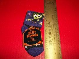 Fashion Holiday Baby Socks 6M-18M Halloween Footwear Pair Purple Witch Foot Wear - £3.71 GBP