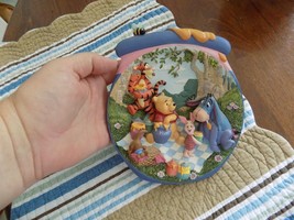 Disney 4th Issue Bradford Exchange &quot;A Pooh Ish Sort of Picnic&quot; Decorative Plate! - £29.76 GBP