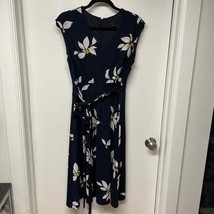 Ann Taylor Navy Blue White Floral Pattern V Neck Belted Dress Size 6 Cap... - $43.56