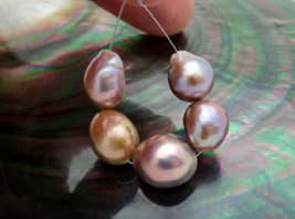 Intense Rainbow Colors Aa+ Freshwater Edison High Grade Cultured Pearls - $72.93