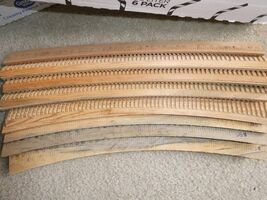 Vintage HO Scale Lot of 12 Tru Scale Curved Roadbed 30" Radius Circle - $28.71