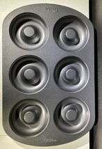 Wilton 6-Cavity Doughnut Baking Pan, Makes Individual Full-Sized 3 3/4&quot; ... - $9.50