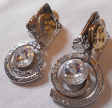Art Deco Huge Crystal Rhinestone Swirl Dangle Drop Clip-on Earrings 1 5/8&#39;&#39; Long - £15.65 GBP
