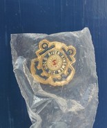 Cold River British Columbia -- Kinsmen Club Pin - Still in original pack... - €16,38 EUR