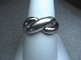 Vintage Sterling Silver Braided Ring  3.9 grams - £15.96 GBP