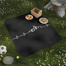 Soft White Fleece Polyester Picnic Blanket with Water-Resistant Oxford Back - £49.55 GBP