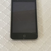 *FOR PARTS* Genuine Apple (A1288) Black 8GB 2nd Generation iPod Touch **... - $9.88