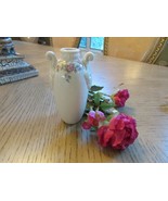 LENOX BUD VASE FLORAL GRECIAN URN SHAPED 5&quot;H IVORY W/GOLD MADE IN USA - $12.06 CAD