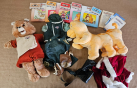 Vintage 1985 Teddy Ruxpin &amp; Grubby Books Tapes Outfits  Christmas LOT - £103.61 GBP