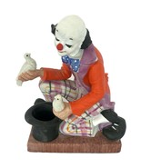 1982 Vintage Magician Clown Doves Figurine from Top Hap Toscany Collection - $34.64