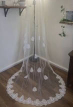 Beautiful Net Cathedral Length Wedding Veil Featuring Appliquéd Scaloped... - $74.25