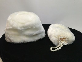 American Girl Samantha RARE White Faux Fur Russian Hat and Muff Set Pleasant Co - £47.95 GBP