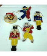 Vintage Lot of Fabric Soldier Christmas Ornament Toy Soldiers Nutcracker... - $698.36 MXN