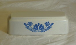 Yorktowne Pfaltzgraff Stoneware Butter Dish Cover Blue Floral - £10.16 GBP
