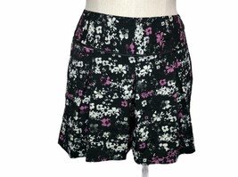 Elle Dress Shorts Pockets Pleats Womens 8 Floral Black White Purp Parisian Chic - £13.76 GBP