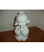 Tradional White Porcelain Japanese Figurine Girl With Bird - $560.63 MXN