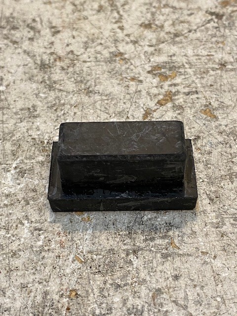 1,250 Rectangular Rubber Closure Gommet Plugs 32mm x 13mm ID 823123 Item image 5