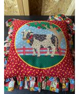 Lorena Cheese House cow pillow with patchwork ruffle added - €20,44 EUR