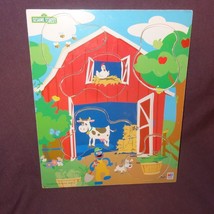 Puzzle Sesame Street Grover Farm Barn Animals Wooden Tray  Age 2+ 2004 49507-03  - $8.58