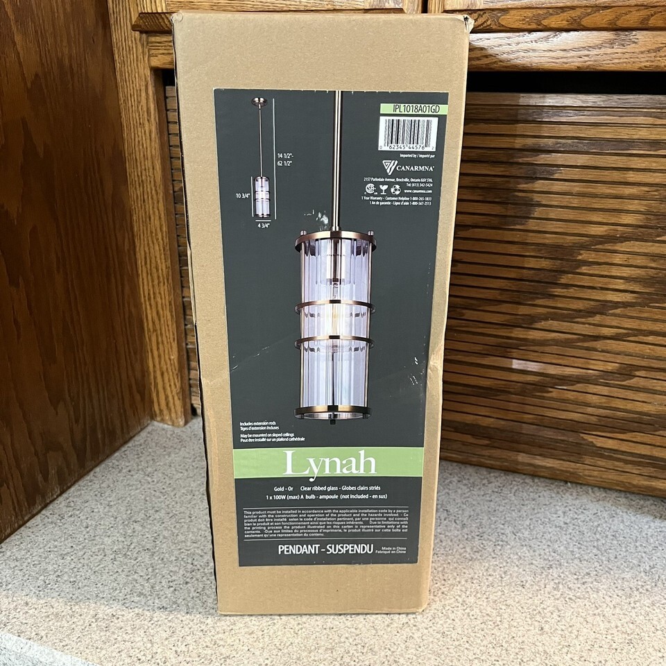 Canarm IPL1018A01GD Lynah Ribbed Glass Pendant Light in Gold NEW IN BOX - $37.99