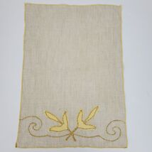Vintage Applique Table Runner 16x11 Inch Beige Yellow - $14.00 Vintage Applique Table Runner 16x11 Inch Beige Yellow - $14.00