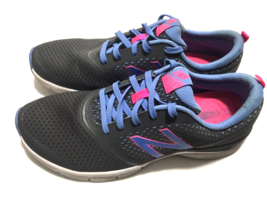 New Balance Women&#39;s Dark Gray/Blue Hot Pink Running Training Shoes WX711SP Sz 11 - £26.10 GBP