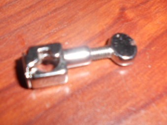 Singer 1120 Free Arm Needle Clamp, Complete #G10245000 Working Part - $9.00