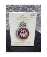 Hallmark Keepsake Ornament Loving Memory Locket Christmas Photo Holder 2007 - $14.17