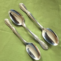 International Rogers Cutlery Stainless Victorian Manor 3 Soup Spoons 7&quot; USA - £4.77 GBP