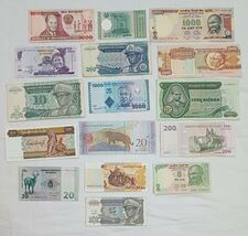 World Banknotes Kit 16 Coin Lot Different Banknotes-
show original title... - $33.11