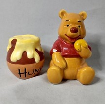 Disney Salt and Pepper Shakers - Winnie The Pooh Honey Pot - Pooh Bear H... - £9.86 GBP