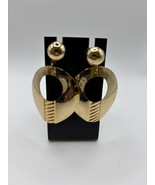 Fashion Design Women Earrings - Gold Plated - $5.77 CAD