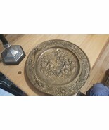 A &amp; G 14&quot; VINTAGE BRASS WALL HANGING PLATE PLATTER TRAY DISH ENGLAND SCENE - $12.06 CAD