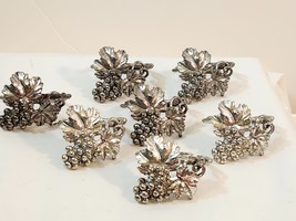 Vintage 1995 Set of 7 Arthur Court Grape Design Metal Napkin Rings/ Holders - $44.55