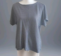 Jones New York Women&#39;s size Small Navy White Geometric Short Sleeve Care... - $8.90