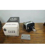 Allen-Bradley 800H-RK10 Pilot Light 120V Neon Type (No Lens) New Surplus - $2,343.37 MXN