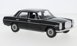 Welly Mercedes 220 (W115) Black 1968 1:24 - £23.68 GBP