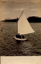 RARE VINTAGE POSTCARD- SLEEPY EYE LAKE, MINNESOTA-MEN IN SAILBOAT BK66 - £5.94 GBP