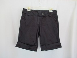 The Limited shorts Drew Fit Size 8 black Bermuda cuffs inseam 10&quot; - $13.67