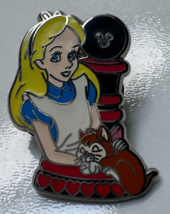 DLR 2008 Hidden Mickey Alice Wonderland Chess Dinah Disney Pin 59820 - £12.54 GBP