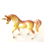 Breyer Stablemate Unicorn Crazy Surprise #97268 Peachy Gold Walmart 2019... - £9.95 GBP