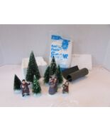 Dept 56 58327 Scenics Caroler People Trees Snow Walkway  asst. L134 - $17.23 CAD