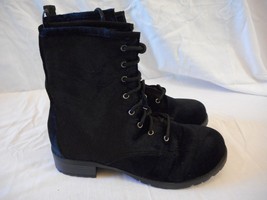 Women&#39;s Rue 21 Front Lace Super Soft Boots Size Large 8/9 Black  NEW - £21.40 GBP